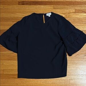 Evereve XS Navy Blue Ruffle Sleeve Top